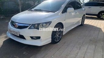 Honda Civic 2012 trang full đồ chơi bảo dưỡng full
