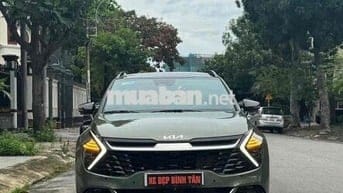 Kia Sportage 2023 Signature 1.6T AWD - 16000 km