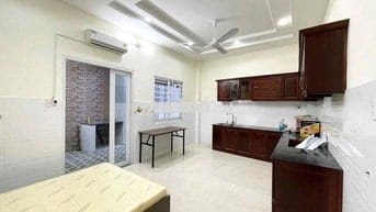 Chung cư mini mới xây kế cầu nguyễn tri phương tách bếp siêu thoáng