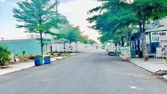 “Chủ ngộp cần bán gấp đất KDC Tân Đô, 105m², sổ hồng riêng, giá chỉ 1t