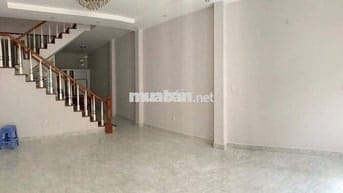 CHO THUÊ NHÀ MẶT TIỀN ĐƯỜNG LẠC LONG QUÂN _4,5X22M_ TRỆT 3 LẦU