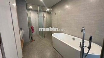 chủ cần cho thuê gấp căn 3 phòng ngủ,giá sập sàn hiện tại đang trống
