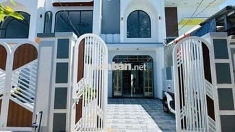 Nhà Mới 1 Lầu Vừa Hoàn Thiện 4,4 x 21m, 3PN 2WC Ngay Mỹ Lộc . Sổ Riêng