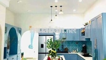 Nhà 3 tầng mới - trục thông sông, biển, sát khu KĐT FPT, biển Tân Trà