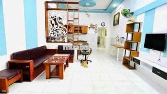 Nhà trệt lửng 3 phòng ngủ mặt tiền đường Trần Vĩnh Kiết
