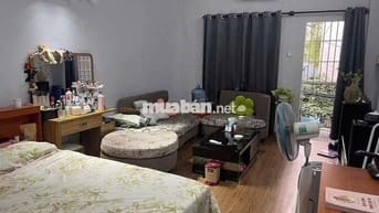 Cho thuê nhà vị trí đẹp 3 Pn ở công viên Hoàng Văn Thụ p1, Tân Bình