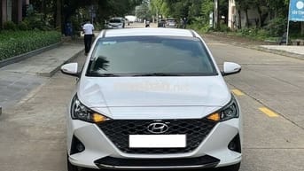 Hyundai Accent 2022 1.4 AT - 45000 km