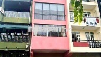 CHO THUÊ NHÀ MẶT TIỀN VŨ HUY TẤN – CÓ THANG MÁY – TRỐNG SUỐT