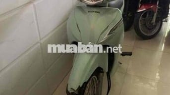 xe ít đi còn đẹp . máy rất êm.anh em cần liên hệ