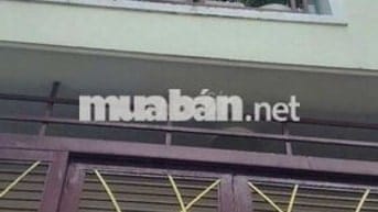 Nhà hẻm 82m2, 2 phòng ngủ, đường Huỳnh Tấn Phát, Q.7