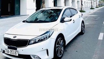 Kia Cerato 2019 1.6 AT Luxury - 90000 km