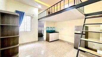 PHÒNG CÓ GÁC FULL NỘI THẤT SIÊU ĐẸP NGAY TRUNG TÂM