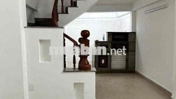 nhà đẹp 2pn 2wc 1 lầu có sân thượng gần chợ hiệp bình