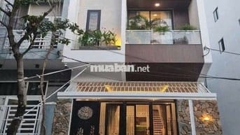 CỰC PHẨM DT KHỦNG - 20C Phan Đăng Lưu, P1, BT - DT 6.5x17m, 4 phòng