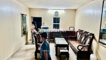 Nhà mặt ngõ 2 tầng trường chinh