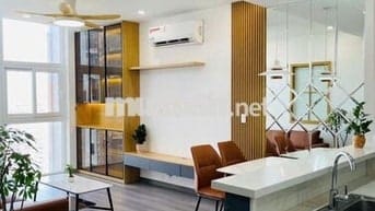 Căn hộ 3PN, 2VS, nội thất mới tinh, hướng mát, sẵn sổ giao dịch