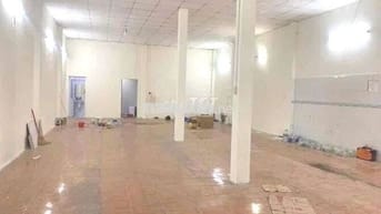 Xưởng 200m2 - Nền Gạch - Vĩnh Lộc - Quách Điêu