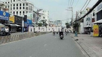 BÁN  NHÀ 4 TẦNG, NGANG 7.5, 122m2 , HUỲNH TẤN PHÂT, Q.7, 5.35 TY.