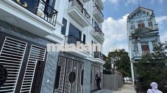 NHÀ 4T*53M2 NGAY TRỤC ĐƯỜNG CHÍNH-NGÕ NÔNG Ô TÔ ĐỖ,SÁT CHỢ-GIÁ 4,15 TỶ