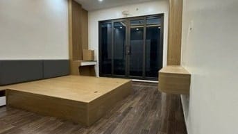 Bán gấp nhà Cầu Giấy để mua biệt thự, 50m2, 6 tầng, giá nhỉnh 15 tỷ