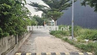 Bán lô đất gần ngã tư Miếu Ông Cù PHÚ HỒNG THỊNH8