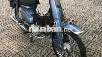 CẦN Bán 1 XE CUP ĐÈN VUÔNG 70 CC