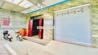 Nhà Biệt Thự DT 9x20 1Trệt 1Lầu 5Pn 2Wc Gara Đậu Ôtô Đường Xe Tải Nhựa