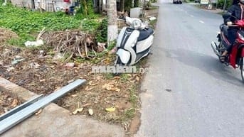 Nền mặt tiền đường Huỳnh Thị Nở