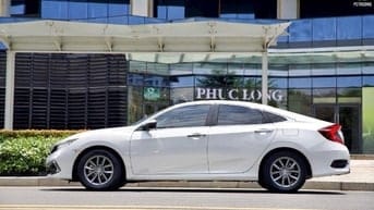 Chính chủ cần bán xe HONDA Civic 2021 Nhập Thái - Màu Trắng.