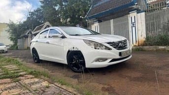2010 2.0L AT - 127000 km