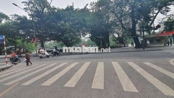 Bán Nhà Lô Góc View Hồ Gươm Bảo Khánh Hoàn Kiếm 7 tầng 135.5 Tỷ