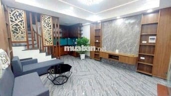 Hiếm có phố Lĩnh Nam, oto đỗ cửa ngủ ngày đêm, full nội thất, ở ngay