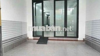 Nhà lầu 4 phòng 4 máy lạnh hẻm đường 30/4