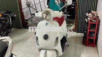 Vespa 2011 Fi zin đẹp long lanh, biển số Vip