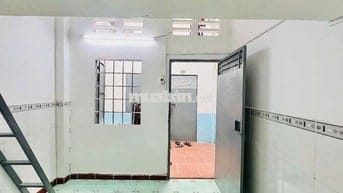 Phòng trọ gần trường đại học SPKT, chợ cách 10p chạy xe giờ giấc tự do