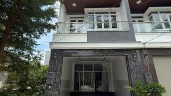 Bán nhà đẹp 4 tầng ,gần huỳnh tấn phát quận 7 nhà bè ,đường oto 8m