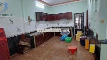 Cho thuê nhà nguyên căn 1T1L hẻm ô tô ngay Hoàng Diệu 2, Linh Trung.