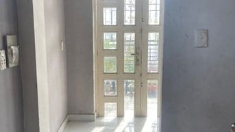 Nhà cách MT30m phú Thọ Hoà Đúc 2 Lầu 4.6 tỷ 