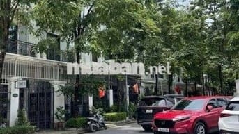Oto- Lô góc: Đống Đa 38m 4 tầng Mt 5.5 hơn 11 tỷ. LH: ***