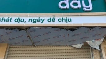 Cho thuê nhà 4,5 tầng mặt phố Ngọc Khánh, Ba Đình 