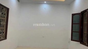  Cho thuê nhà ngõ 93 trung kinh 130m x 4T giá 22tr/th