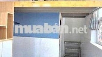 Duplex gác cao 1m8 cách VHU 1,5km 35m2 ở 3 bạn thang máy bảo vệ GIÁ 4🍠