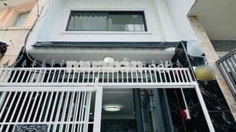 Nhà 4 tầng, 3PN, dtsd 80m2, hẻm 4m Thích Quảng Đức, nhỉnh 4 tỉ