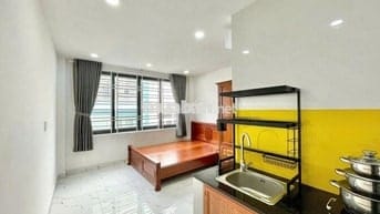 Ở ngay! Phòng CỬA SỔ full ĐỒ gần cầu THAM LƯƠNG có THANG MÀY - AN NINH