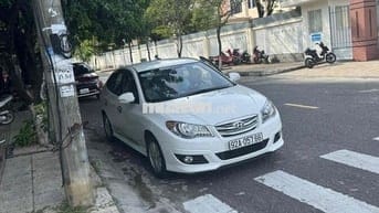 Hyundai Avante 2015 1.6 MT - 136896 km