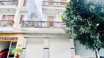 Cho thuê gấp nhà phố nguyên căn mặt tiền dự án Green Square, Dĩ An