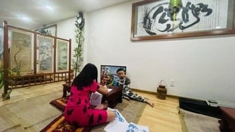Cho thuê nguyên tầng lửng lót sàn gỗ view cây xanh rất đẹp