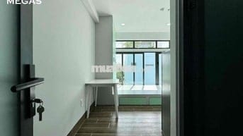 CHÍNH CHỦ CHO THUÊ STUDIO BAN CÔNG - FULL NỘI THẤT - GẦN VLU, IUH