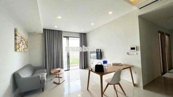 Cho thuê căn góc 3PN.2WC tầng trung thoáng mát- Botanica Premier