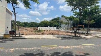 lô sát góc chợ nhật huy hoà lợi 70m2 (1ty250)